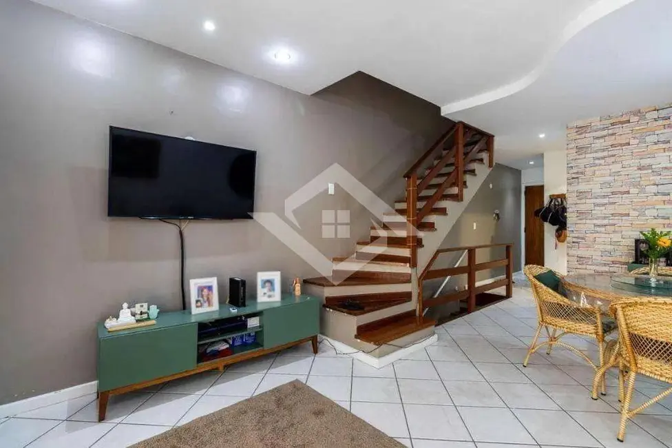 Casa com 3 quartos à venda, 150m2 em Recreio dos Bandeirantes, Rio De Janeiro - RJ - imagem 4 Foto 4 de Casa com 3 quartos à venda, 150m2 em Recreio dos Bandeirantes, Rio De Janeiro - RJ