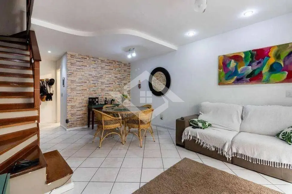 Casa com 3 quartos à venda, 150m2 em Recreio dos Bandeirantes, Rio De Janeiro - RJ - imagem 3 Foto 3 de Casa com 3 quartos à venda, 150m2 em Recreio dos Bandeirantes, Rio De Janeiro - RJ