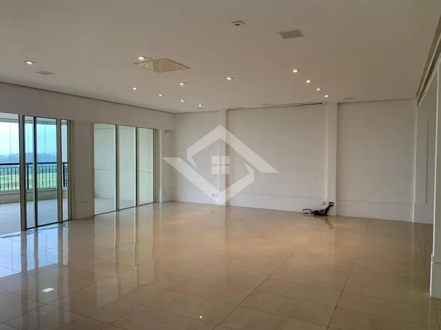 Apartamento com 5 quartos à venda, 435m2 em Barra da Tijuca, Rio De Janeiro - RJ - imagem 3 Foto 3 de Apartamento com 5 quartos à venda, 435m2 em Barra da Tijuca, Rio De Janeiro - RJ