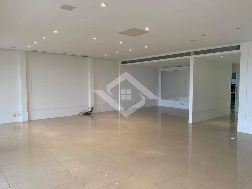 Apartamento com 5 quartos à venda, 435m2 em Barra da Tijuca, Rio De Janeiro - RJ - imagem 5 Foto 5 de Apartamento com 5 quartos à venda, 435m2 em Barra da Tijuca, Rio De Janeiro - RJ