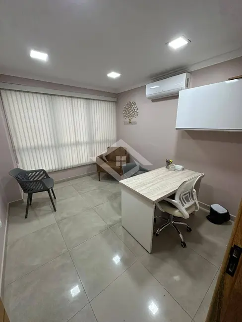 Sala Comercial à venda, 60m2 em Campo Grande, Rio De Janeiro - RJ - imagem 1 Foto 1 de Sala Comercial à venda, 60m2 em Campo Grande, Rio De Janeiro - RJ