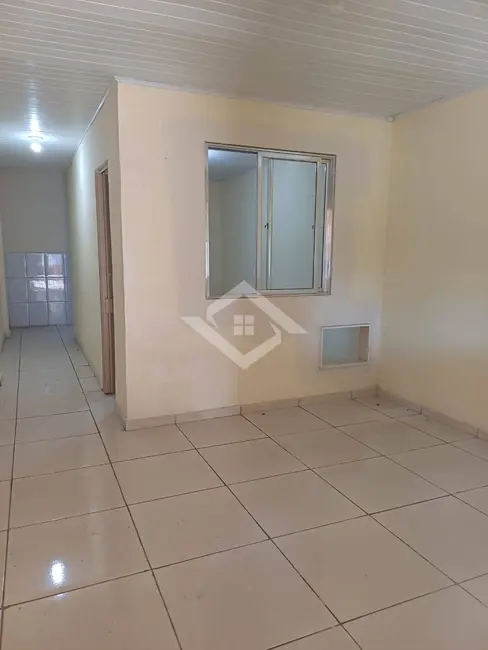 Foto 1 de Casa com 1 quarto para alugar, 50m2 em Campo Grande, Rio De Janeiro - RJ