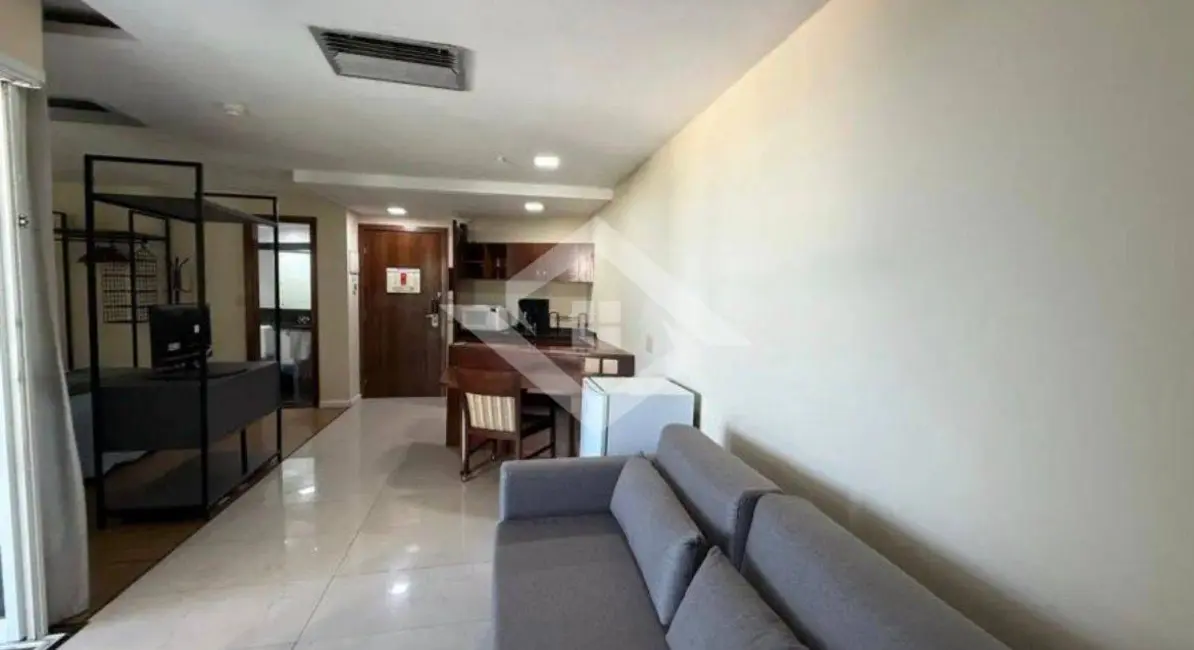 Apartamento com 1 quarto à venda, 53m2 em Barra da Tijuca, Rio De Janeiro - RJ - imagem 3 Foto 3 de Apartamento com 1 quarto à venda, 53m2 em Barra da Tijuca, Rio De Janeiro - RJ