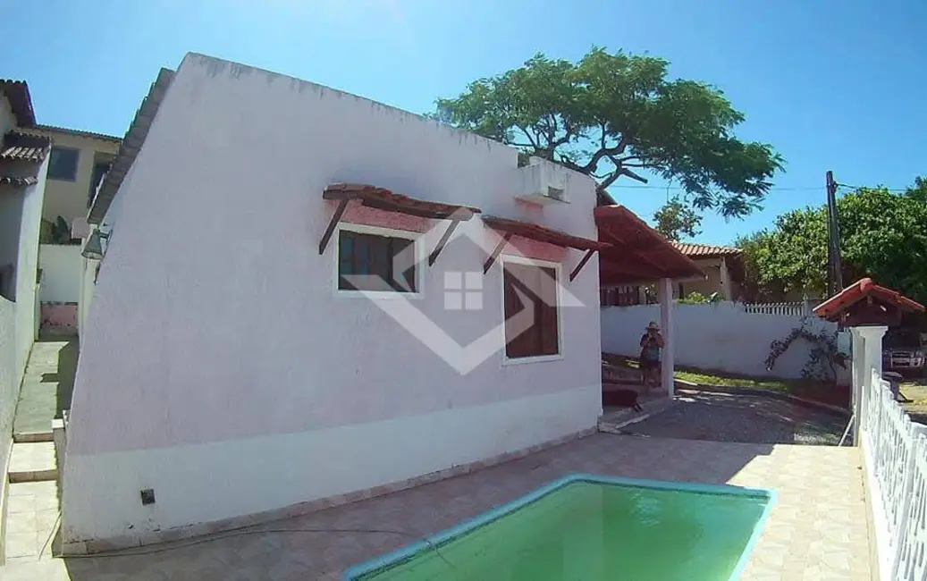 Foto 6 de Casa com 3 quartos à venda, 265m2 em Araruama - RJ