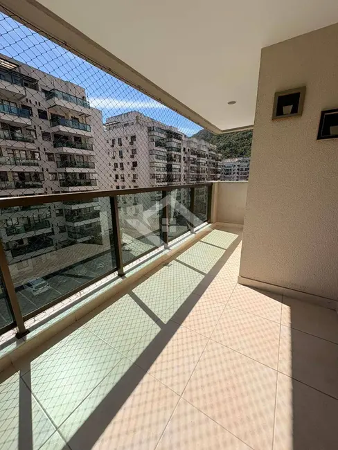 Foto 2 de Apartamento com 2 quartos para alugar, 66m2 em Recreio dos Bandeirantes, Rio De Janeiro - RJ