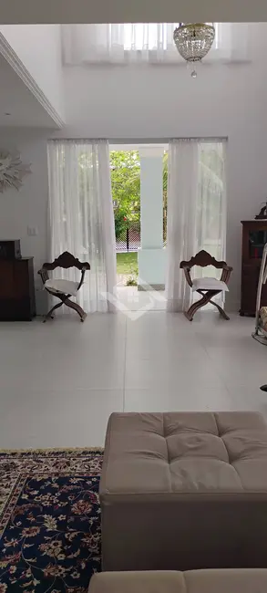 Foto 6 de Casa com 4 quartos à venda, 300m2 em Araruama - RJ