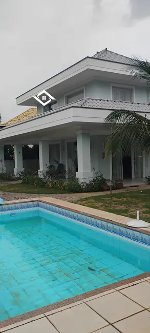 Foto 1 de Casa com 4 quartos à venda, 300m2 em Araruama - RJ