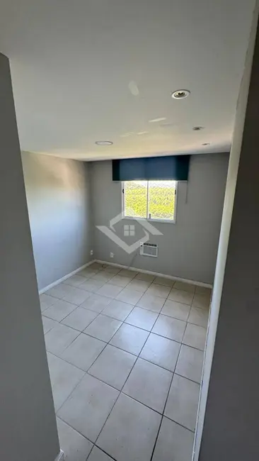 Foto 4 de Apartamento com 2 quartos para alugar, 50m2 em Jacarepaguá, Rio De Janeiro - RJ