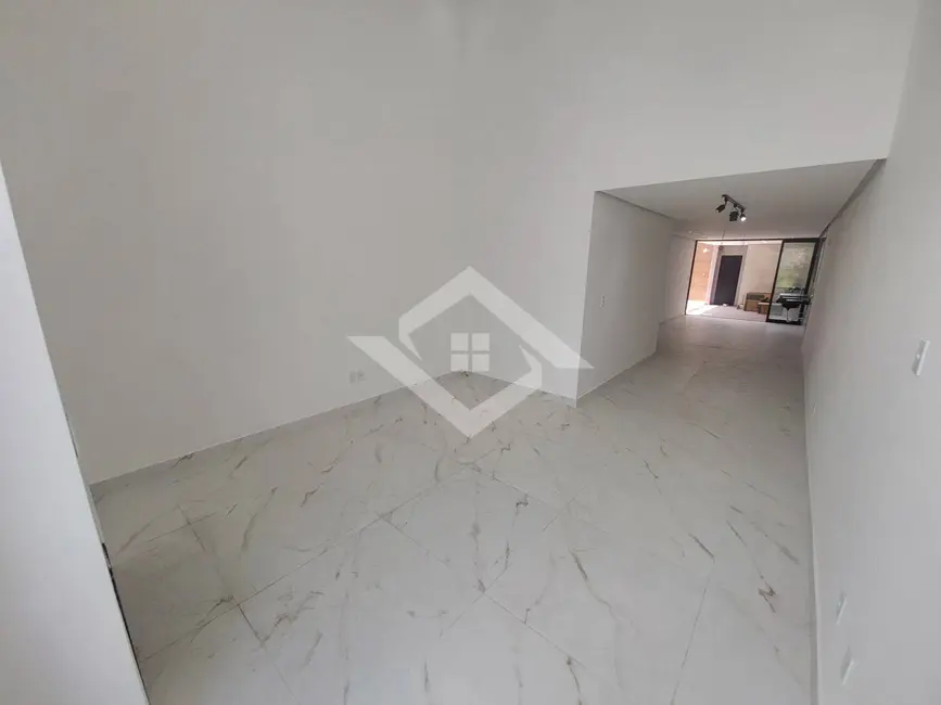 Foto 2 de Casa de Condomínio com 3 quartos à venda, 149m2 em Guaratiba, Rio De Janeiro - RJ