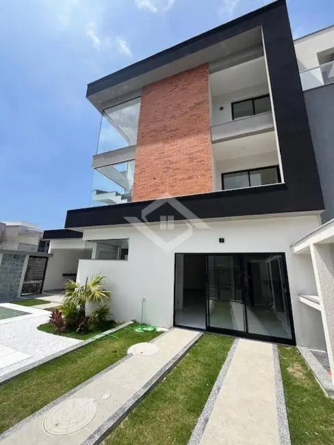 Foto 8 de Casa com 3 quartos à venda, 240m2 em Vargem Pequena, Rio De Janeiro - RJ