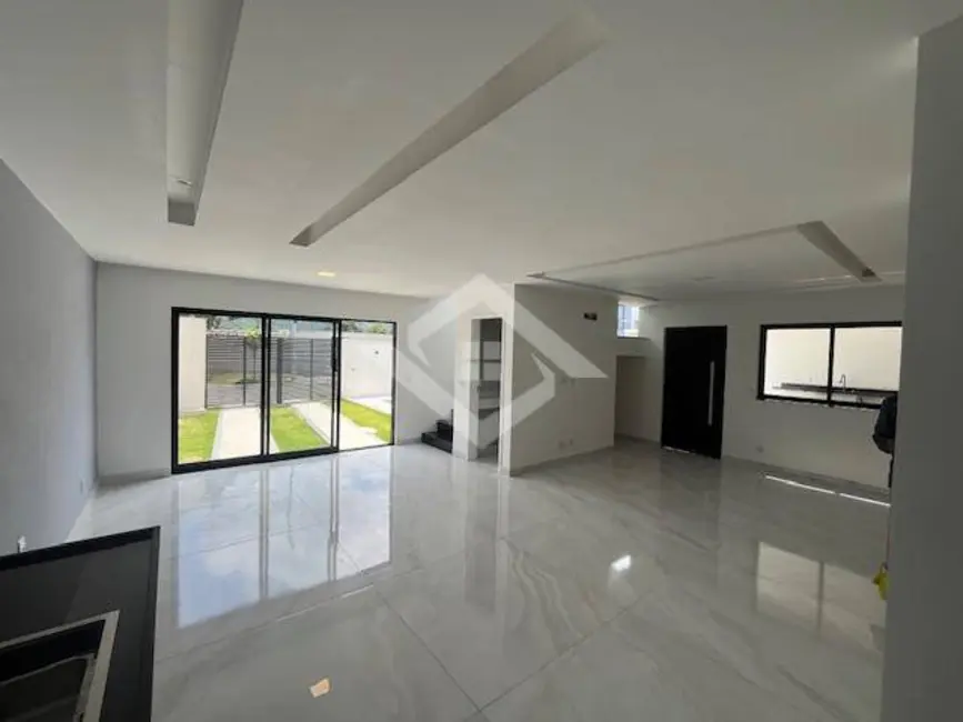 Foto 9 de Casa com 3 quartos à venda, 240m2 em Vargem Pequena, Rio De Janeiro - RJ