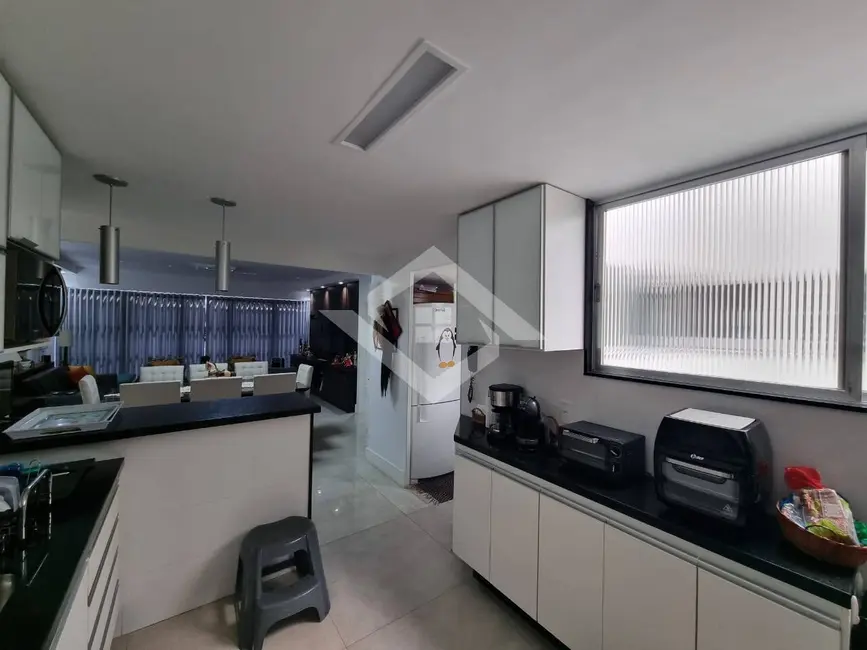Foto 4 de Apartamento com 3 quartos à venda, 115m2 em Copacabana, Rio De Janeiro - RJ