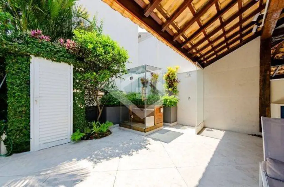 Foto 6 de Casa com 4 quartos à venda e para alugar, 220m2 em Barra da Tijuca, Rio De Janeiro - RJ