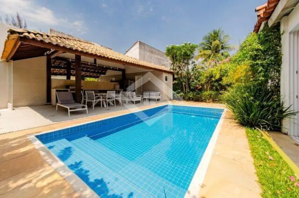 Foto 2 de Casa com 4 quartos à venda e para alugar, 220m2 em Barra da Tijuca, Rio De Janeiro - RJ