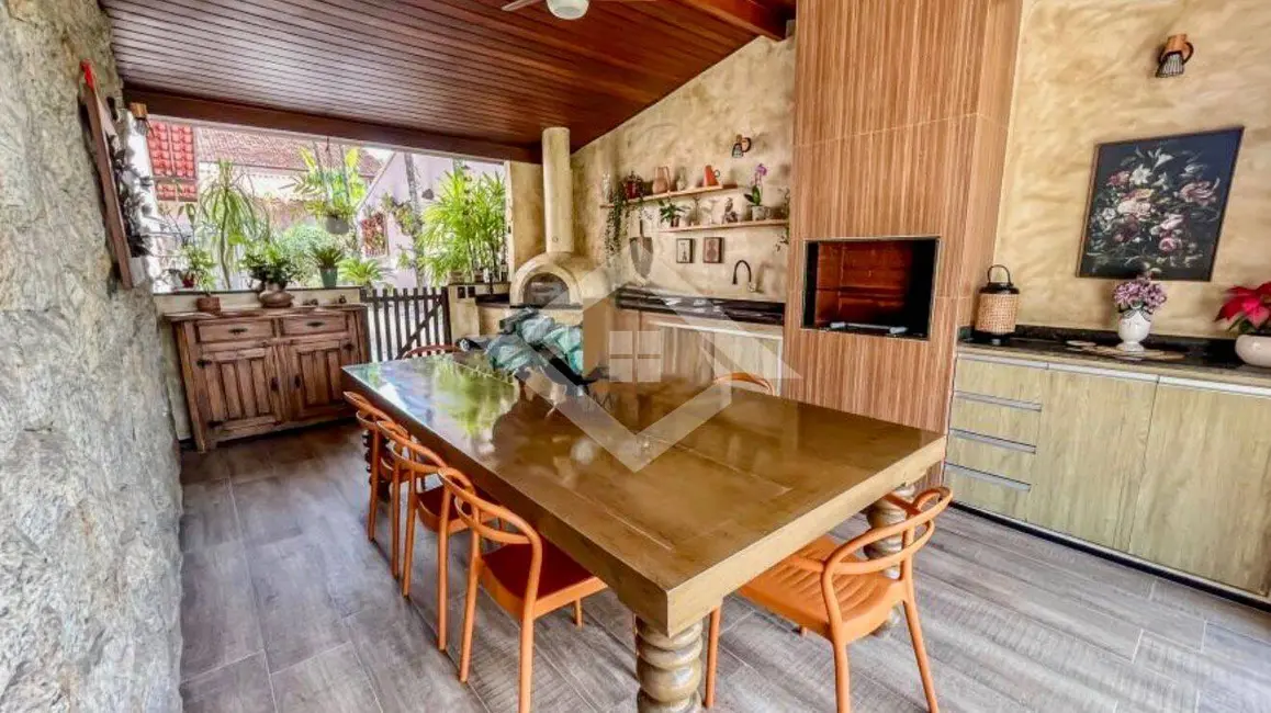 Foto 3 de Casa com 4 quartos para alugar, 600m2 em Barra da Tijuca, Rio De Janeiro - RJ