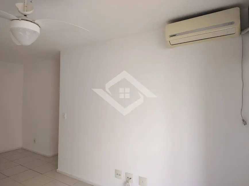 Foto 2 de Apartamento com 2 quartos à venda, 60m2 em Centro, Niteroi - RJ