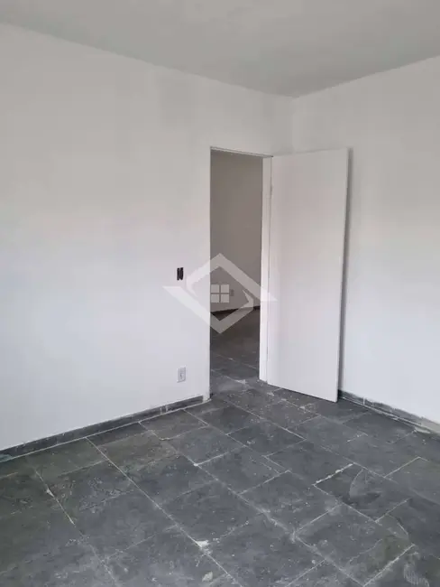 Foto 5 de Casa com 2 quartos à venda, 47m2 em Itaúna, Sao Goncalo - RJ