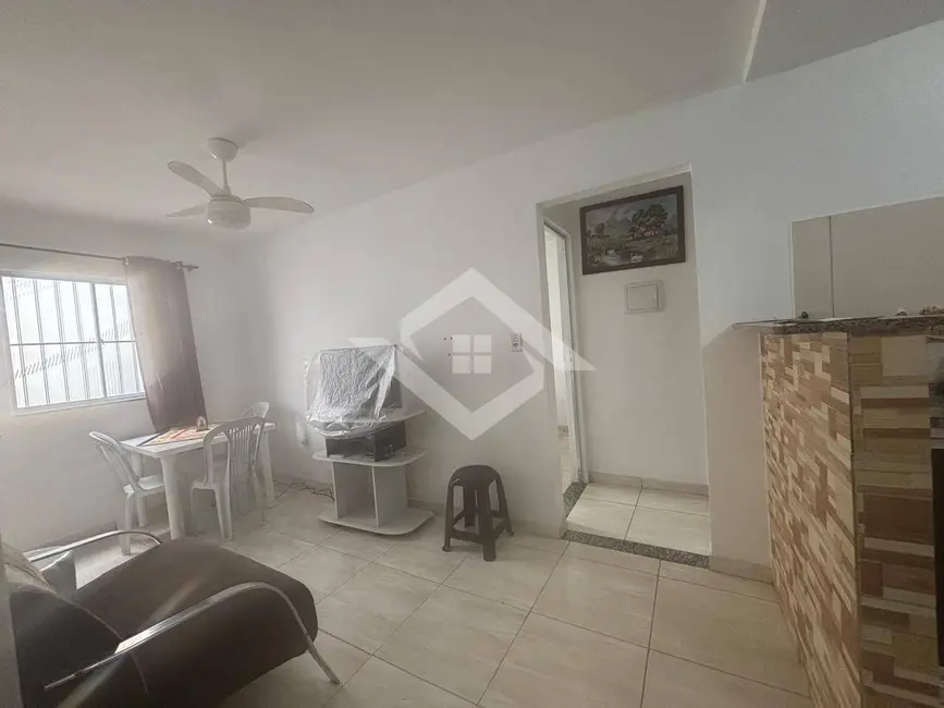 Foto 2 de Apartamento com 2 quartos para alugar, 50m2 em Madureira, Rio De Janeiro - RJ