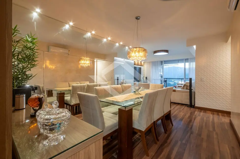 Apartamento com 4 quartos à venda, 143m2 em Rio De Janeiro - RJ - imagem 7 Foto 7 de Apartamento com 4 quartos à venda, 143m2 em Rio De Janeiro - RJ