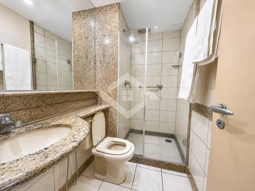 Loft / Flat com 1 quarto para alugar, 35m2 em Barra da Tijuca, Rio De Janeiro - RJ - imagem 2 Foto 2 de Loft / Flat com 1 quarto para alugar, 35m2 em Barra da Tijuca, Rio De Janeiro - RJ