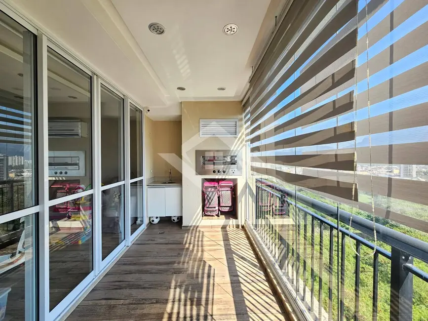 Apartamento com 4 quartos à venda, 144m2 em Rio De Janeiro - RJ - imagem 4 Foto 4 de Apartamento com 4 quartos à venda, 144m2 em Rio De Janeiro - RJ