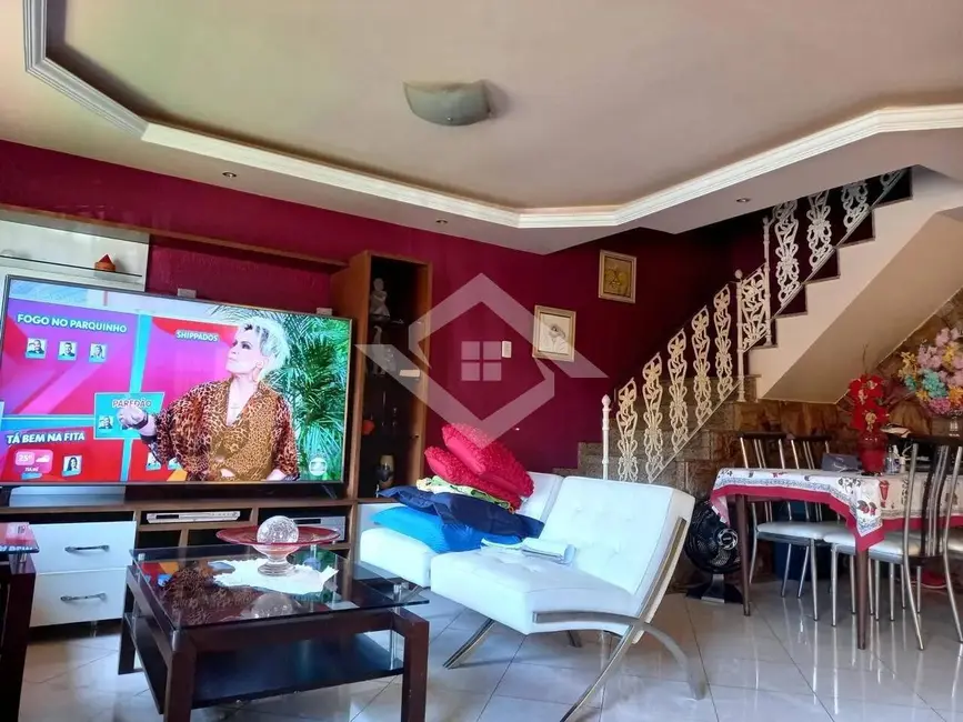 Casa com 4 quartos à venda, 235m2 em Senador Vasconcelos, Rio De Janeiro - RJ - imagem 6 Foto 6 de Casa com 4 quartos à venda, 235m2 em Senador Vasconcelos, Rio De Janeiro - RJ