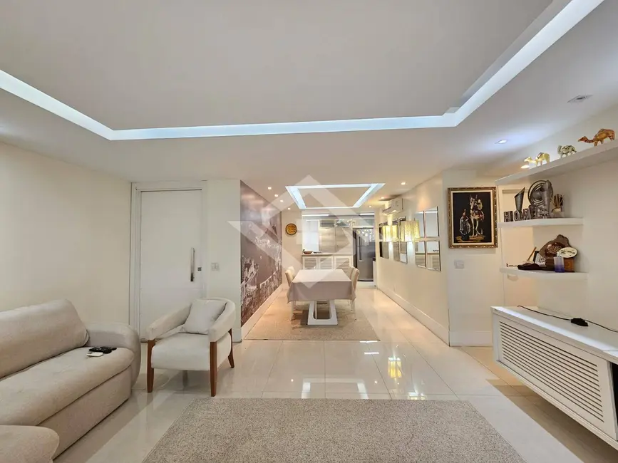 Foto 7 de Apartamento com 3 quartos à venda, 143m2 em Rio De Janeiro - RJ