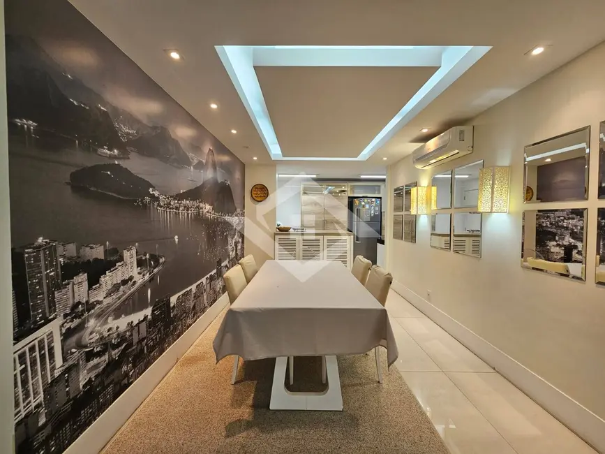 Foto 3 de Apartamento com 3 quartos à venda, 143m2 em Rio De Janeiro - RJ