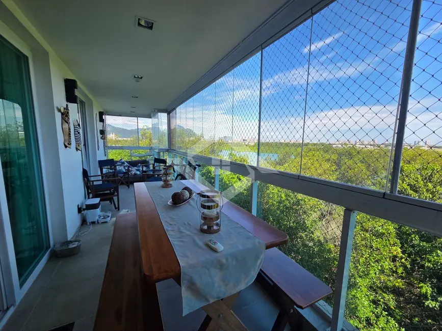 Foto 1 de Apartamento com 4 quartos à venda, 156m2 em Rio De Janeiro - RJ
