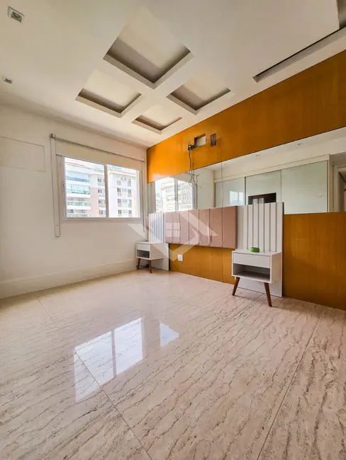 Foto 2 de Apartamento com 3 quartos à venda, 107m2 em Barra da Tijuca, Rio De Janeiro - RJ