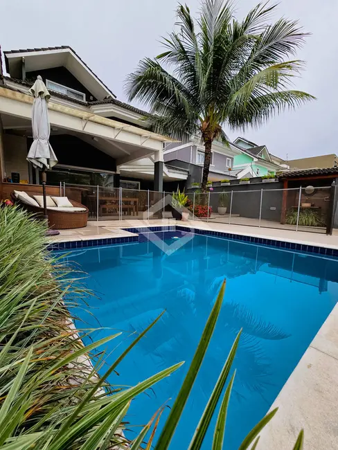 Casa de Condomínio com 4 quartos à venda, 273m2 em Recreio dos Bandeirantes, Rio De Janeiro - RJ - imagem 2 Foto 2 de Casa de Condomínio com 4 quartos à venda, 273m2 em Recreio dos Bandeirantes, Rio De Janeiro - RJ