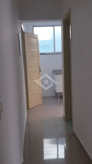 Casa de Condomínio com 3 quartos para alugar, 120m2 em Campo Grande, Rio De Janeiro - RJ - imagem 2 Foto 2 de Casa de Condomínio com 3 quartos para alugar, 120m2 em Campo Grande, Rio De Janeiro - RJ
