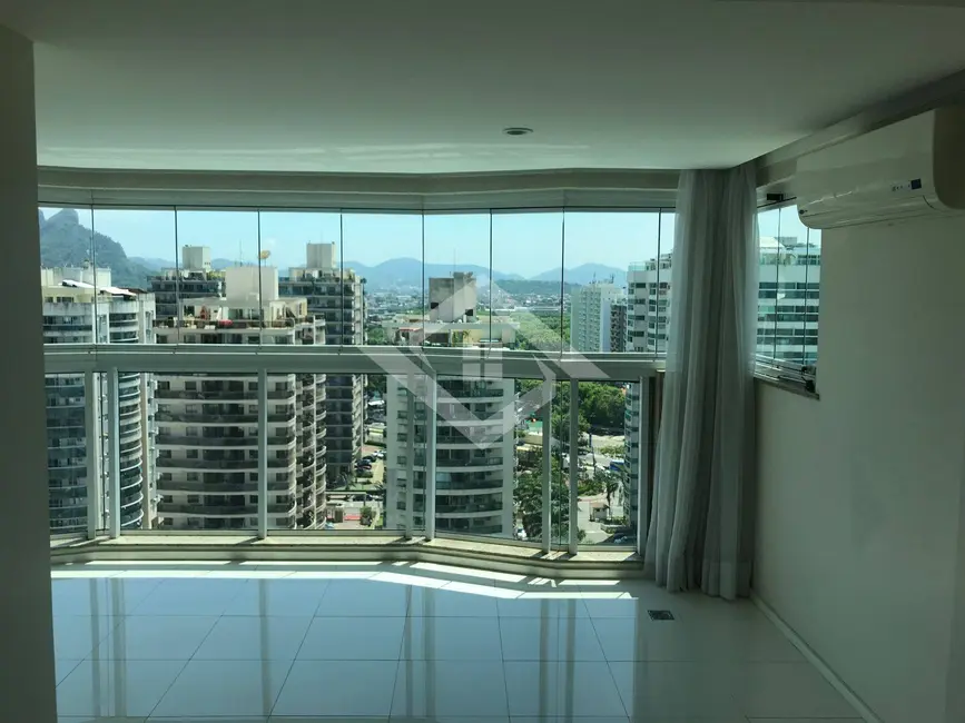 Foto 3 de Apartamento com 4 quartos à venda, 93m2 em Rio De Janeiro - RJ