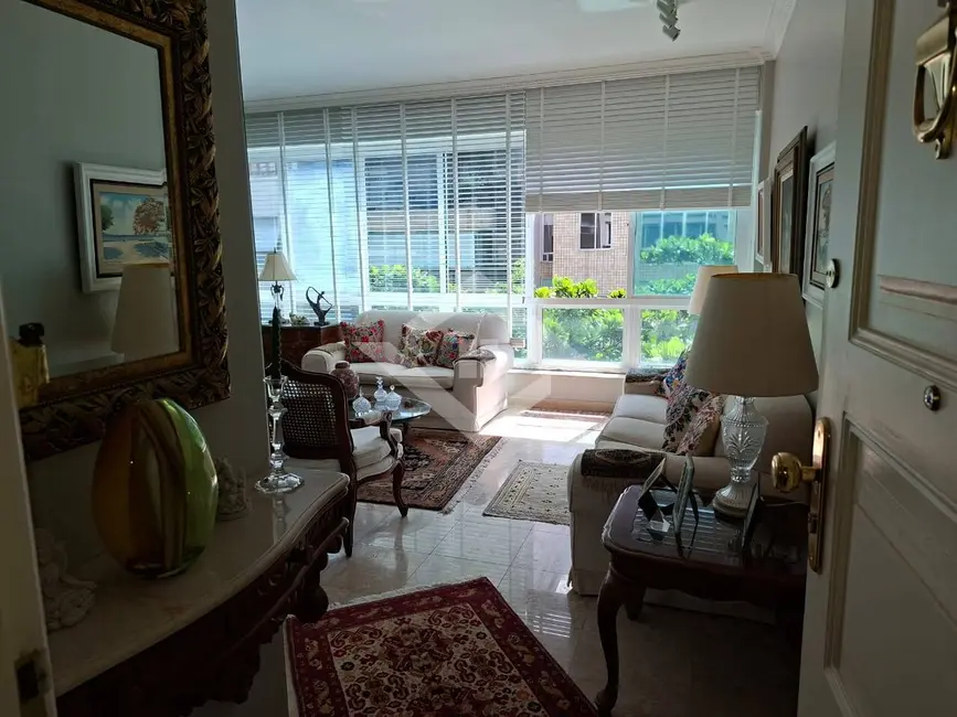 Foto 5 de Apartamento com 4 quartos à venda, 200m2 em Leblon, Rio De Janeiro - RJ