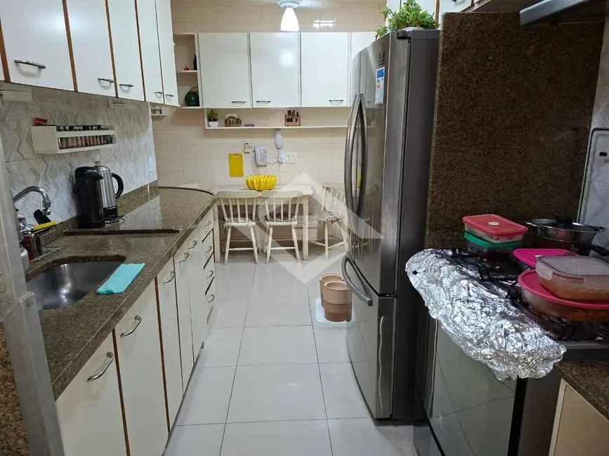 Foto 6 de Apartamento com 4 quartos à venda, 200m2 em Leblon, Rio De Janeiro - RJ