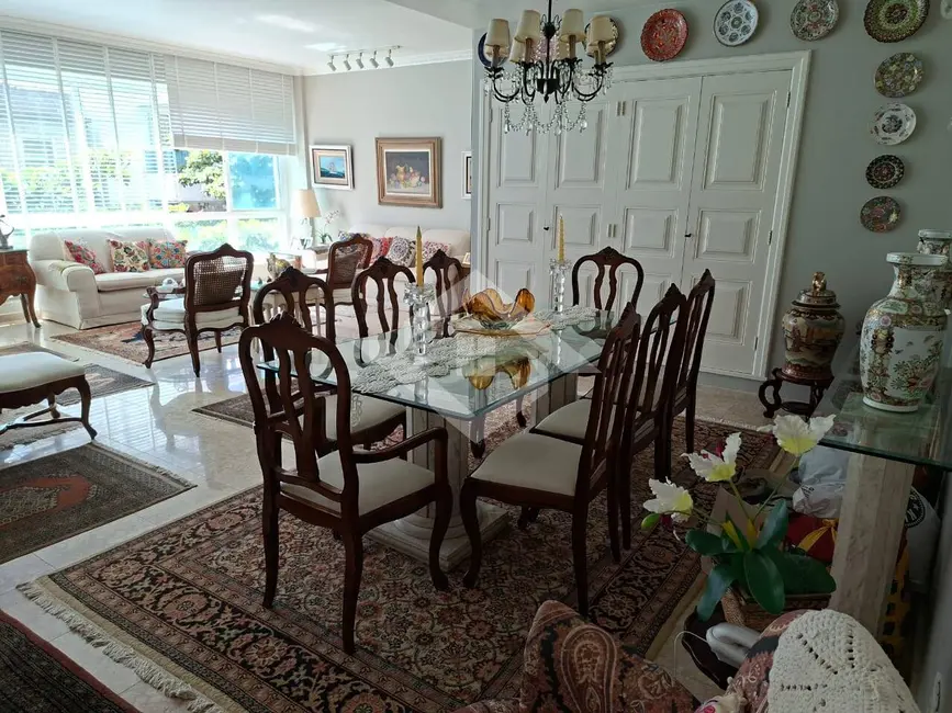 Foto 2 de Apartamento com 4 quartos à venda, 200m2 em Leblon, Rio De Janeiro - RJ