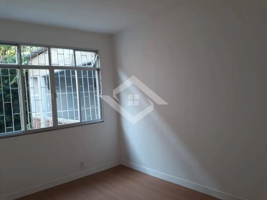 Foto 4 de Casa com 4 quartos à venda, 900m2 em Santa Rosa, Niteroi - RJ