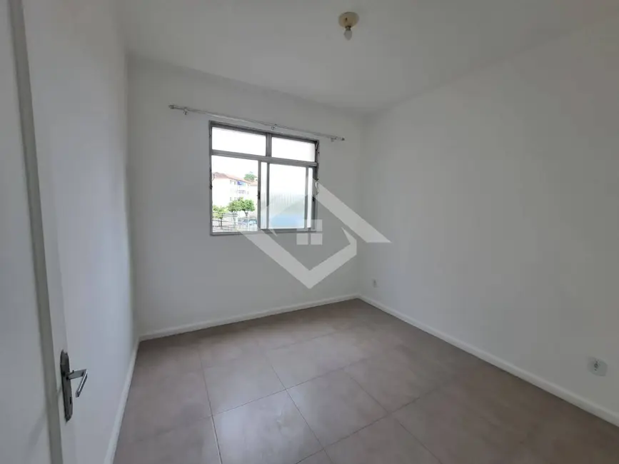 Foto 7 de Apartamento com 3 quartos para alugar, 90m2 em Del Castilho, Rio De Janeiro - RJ