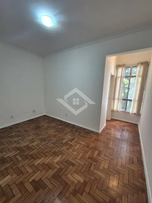 Apartamento com 1 quarto à venda, 40m2 em Laranjeiras, Rio De Janeiro - RJ - imagem 2 Foto 2 de Apartamento com 1 quarto à venda, 40m2 em Laranjeiras, Rio De Janeiro - RJ