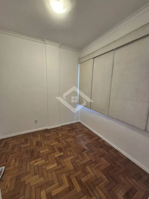 Apartamento com 1 quarto à venda, 40m2 em Laranjeiras, Rio De Janeiro - RJ - imagem 4 Foto 4 de Apartamento com 1 quarto à venda, 40m2 em Laranjeiras, Rio De Janeiro - RJ