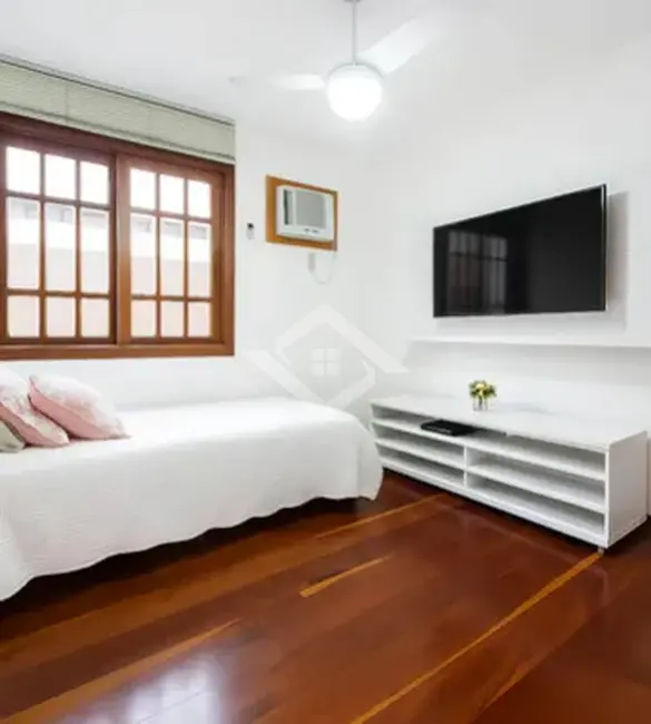 Foto 9 de Casa com 5 quartos à venda, 144m2 em Recreio dos Bandeirantes, Rio De Janeiro - RJ