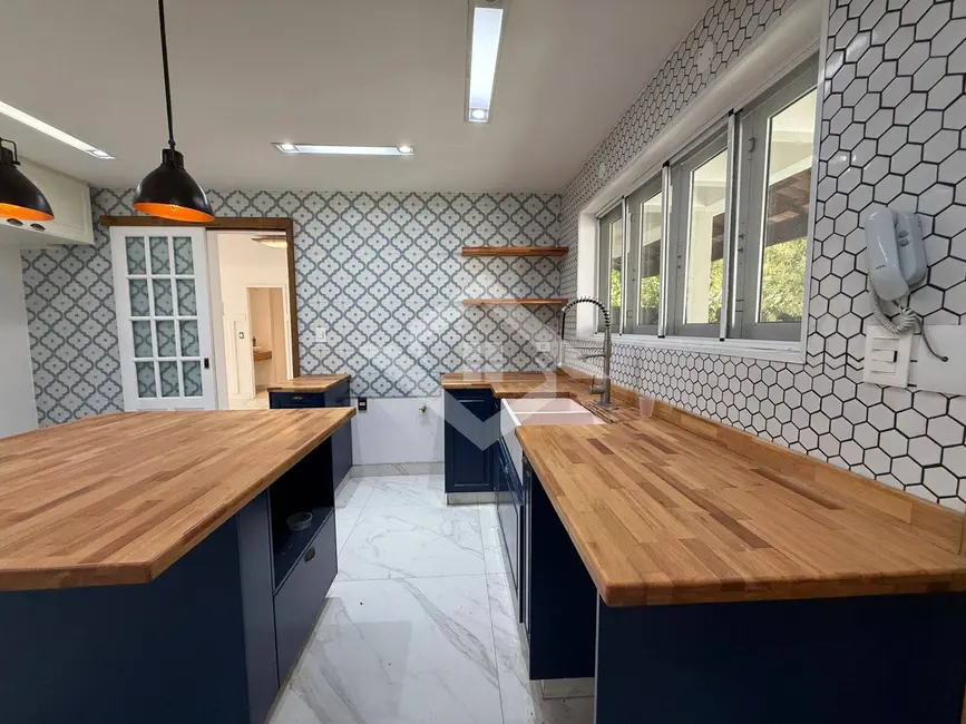 Casa com 4 quartos à venda, 400m2 em Barra da Tijuca, Rio De Janeiro - RJ - imagem 6 Foto 6 de Casa com 4 quartos à venda, 400m2 em Barra da Tijuca, Rio De Janeiro - RJ