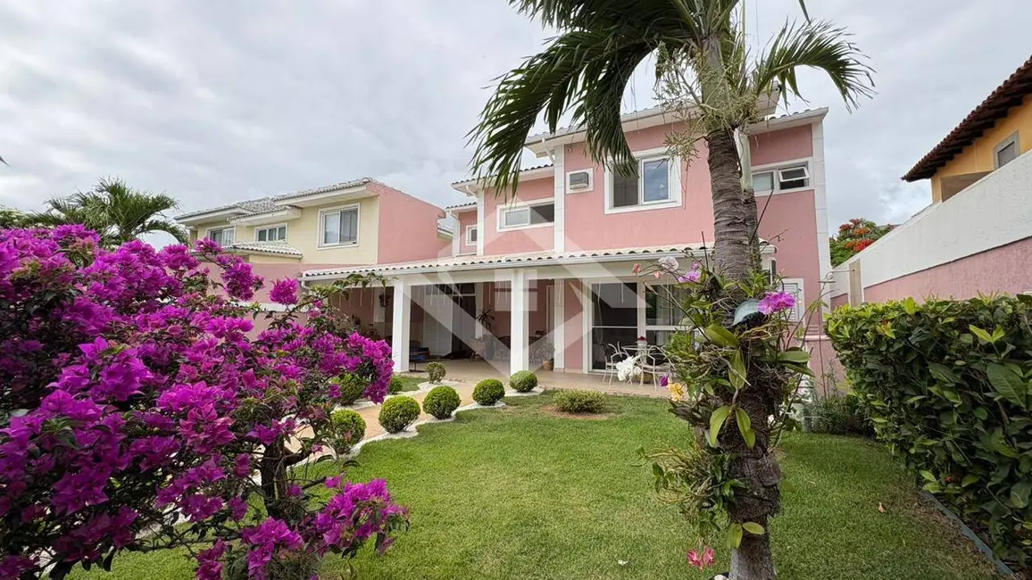 Casa com 3 quartos à venda, 400m2 em Barra da Tijuca, Rio De Janeiro - RJ - imagem 2 Foto 2 de Casa com 3 quartos à venda, 400m2 em Barra da Tijuca, Rio De Janeiro - RJ