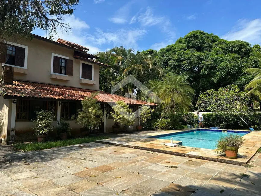 Foto 1 de Casa com 4 quartos à venda, 400m2 em Barra da Tijuca, Rio De Janeiro - RJ