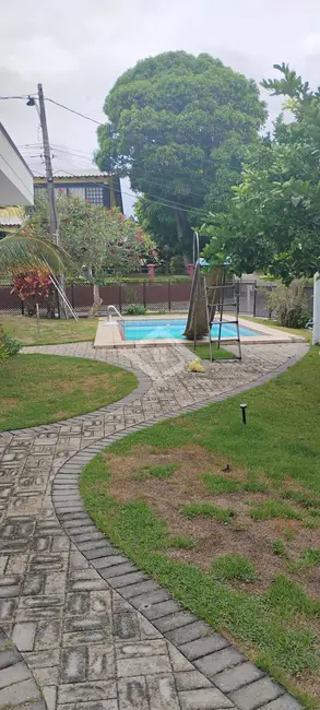 Foto 3 de Casa com 4 quartos à venda, 300m2 em Araruama - RJ