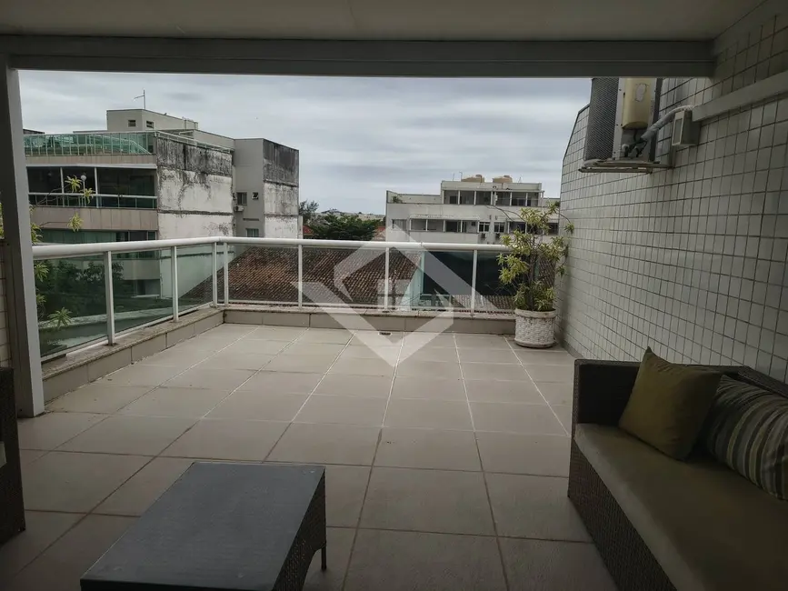 Apartamento com 3 quartos à venda, 222m2 em Recreio dos Bandeirantes, Rio De Janeiro - RJ - imagem 4 Foto 4 de Apartamento com 3 quartos à venda, 222m2 em Recreio dos Bandeirantes, Rio De Janeiro - RJ