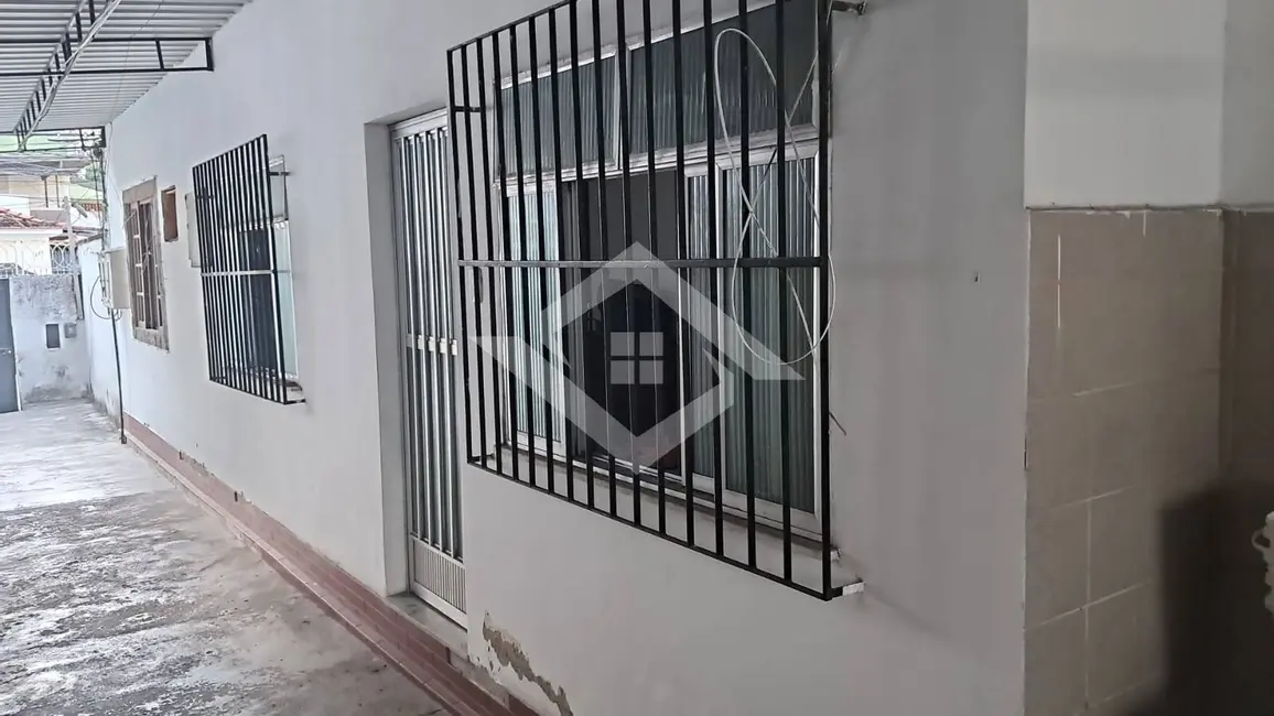 Casa com 1 quarto à venda, 41m2 em Jardim Vinte e Cinco de Agosto, Duque De Caxias - RJ - imagem 1 Foto 1 de Casa com 1 quarto à venda, 41m2 em Jardim Vinte e Cinco de Agosto, Duque De Caxias - RJ