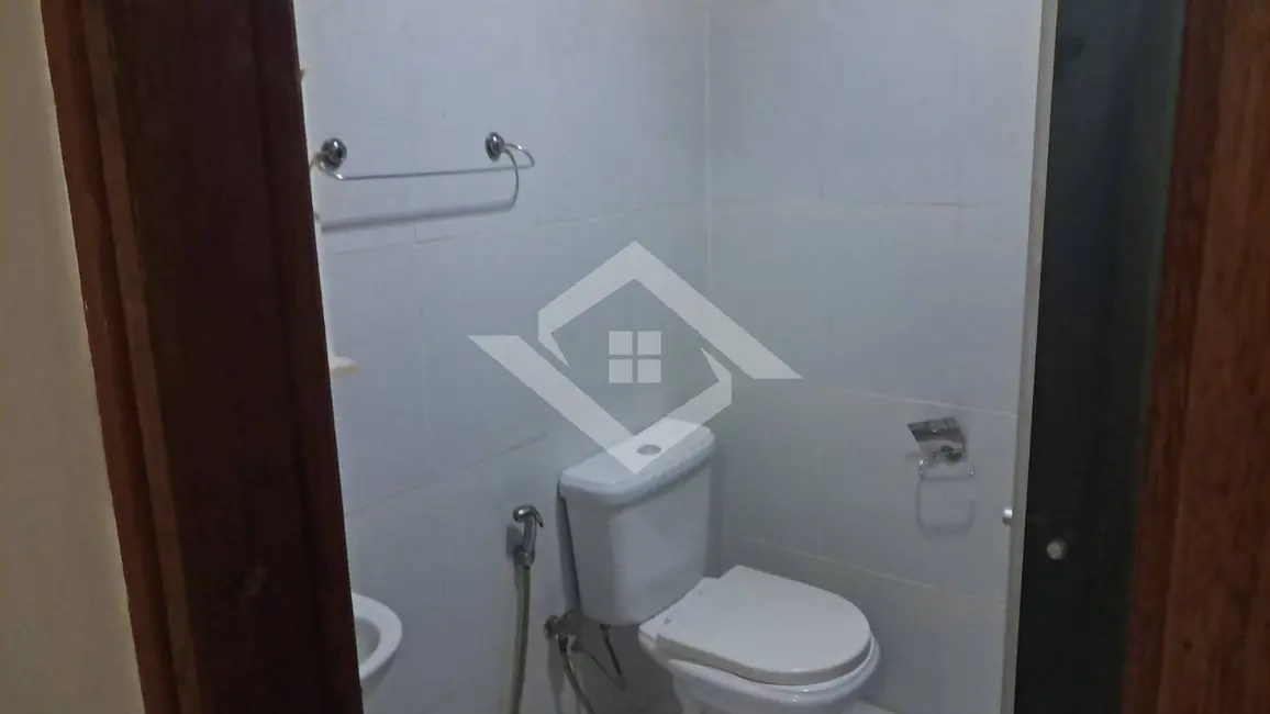 Casa com 1 quarto à venda, 41m2 em Jardim Vinte e Cinco de Agosto, Duque De Caxias - RJ - imagem 6 Foto 6 de Casa com 1 quarto à venda, 41m2 em Jardim Vinte e Cinco de Agosto, Duque De Caxias - RJ