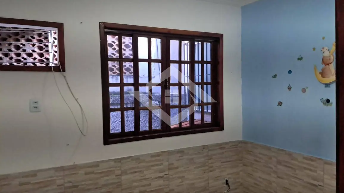 Foto 3 de Casa com 1 quarto à venda, 100m2 em Jardim Vinte e Cinco de Agosto, Duque De Caxias - RJ