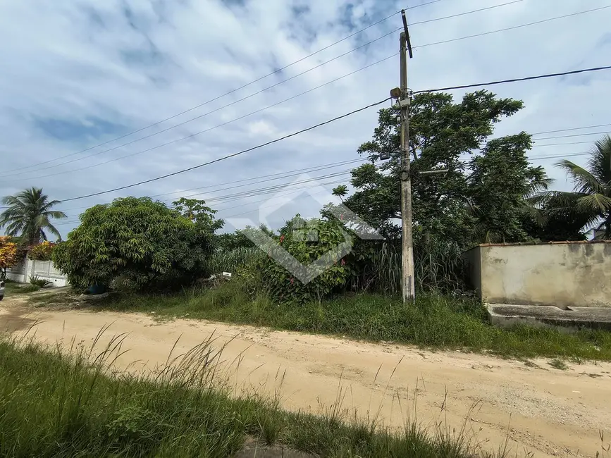 Foto 5 de Terreno / Lote à venda, 320m2 em Araruama - RJ